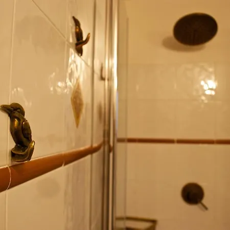 La Malcontenta E Il Lupo * トーディ