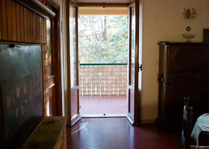 La Malcontenta E Il Lupo * Todi