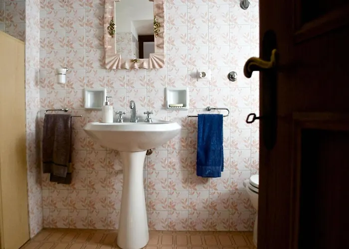 La Malcontenta E Il Lupo * Todi