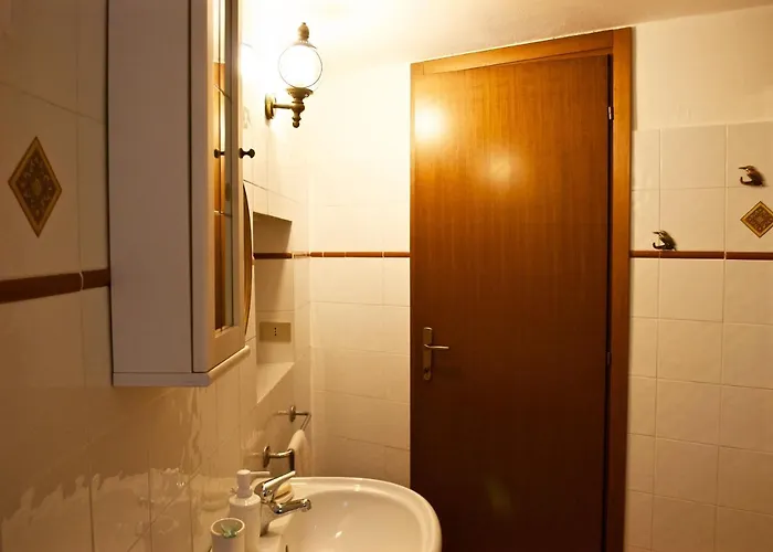 La Malcontenta E Il Lupo *