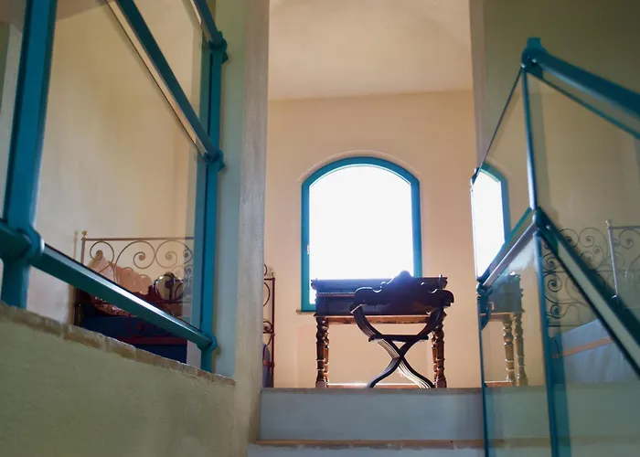 La Malcontenta E Il Lupo * Todi